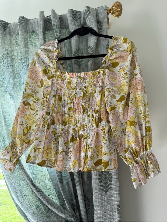 Who What Wear Tops - Who What Wear Floral Smocked Peasant Top - Pink & Olive
